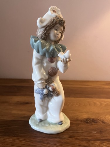 Nao lladro 1100 nina - by,