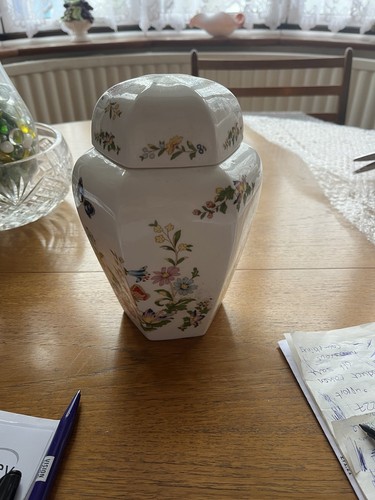 Aynsley fine bone china - bone,