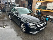 MERCEDES-BENZ C220 SE