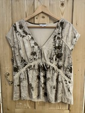 Ladies Next Top - Size 18 -