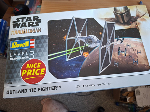 Revell the mandalorian outland - the,