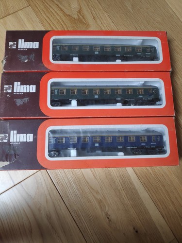 Lima train carriages - ho,