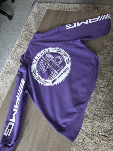 Palace skateboards mercedes - palace,