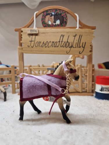 Handmade stable set for - handmade,