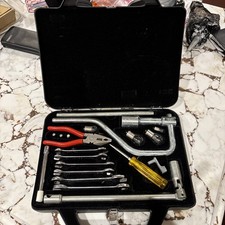 Jaguar Daimler Boot Toolkit