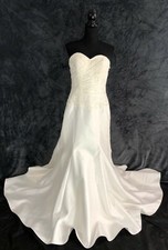 NEW VINTAGE WEDDING DRESS