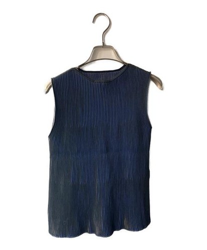 Issey miyake pleated - 3d,
