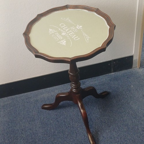 Vintage wine table french - table.,