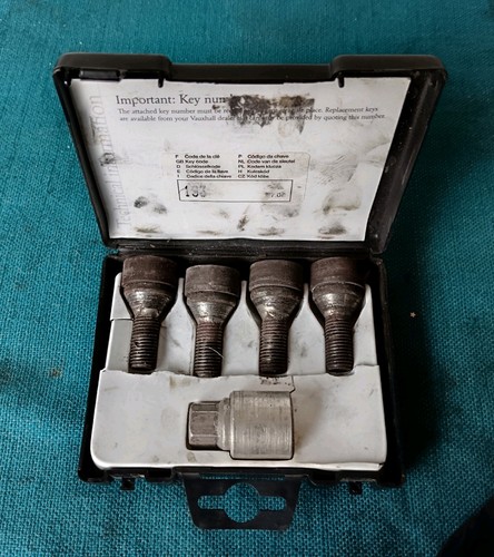 Vauxhall locking wheel bolts - vauxhall,