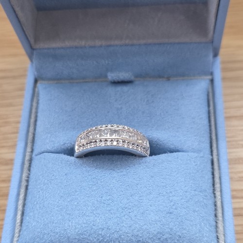 Ernest jones carat white - jones,