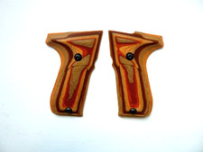 Replacement grips for Umarex