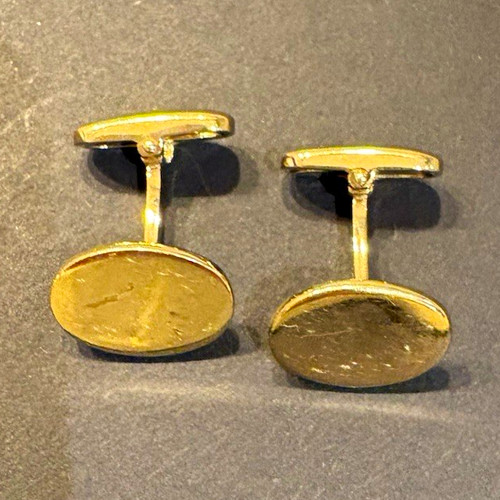 Vintage solid 9ct gold oval