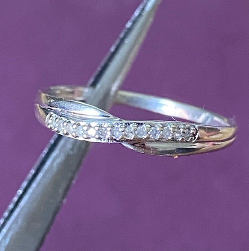 9ct white gold diamond