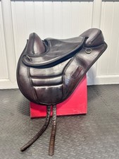 Torsion Treeless Saddle in