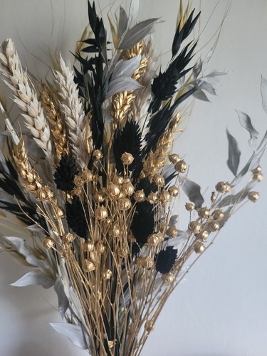 Dried flower bouquet - dried,