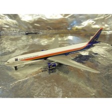 ** Herpa Wings 506496 East