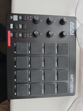 Akai Professional MPD218 Midi