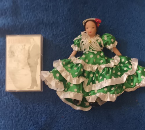 Nao reclining ballerina - nao,