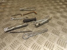 Suzuki GZ250 GZ 250 Marauder 2000 Tool Kit 