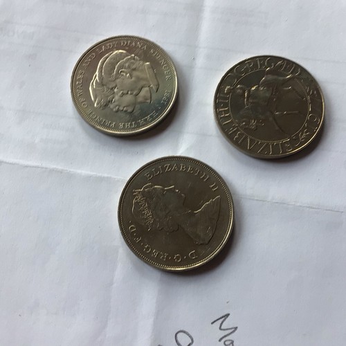 1977 silver jubilee crown - ,