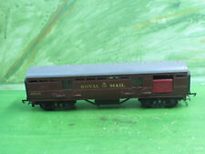 Triang R23 Maroon Royal Mail operating coach M30224