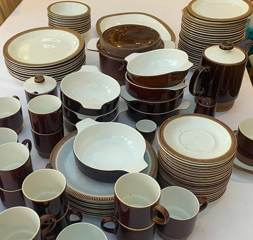 Poole chestnut dinner - chestnut-4, plates