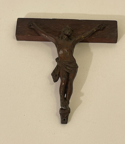 Vintage bronze effect crucifix - bronze,