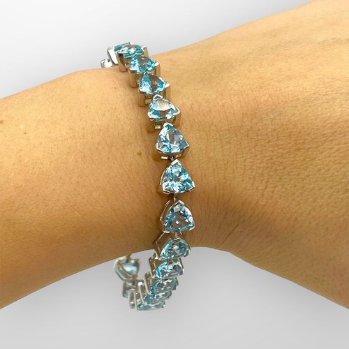 Gold bracelet topaz - bracelet, 9carat