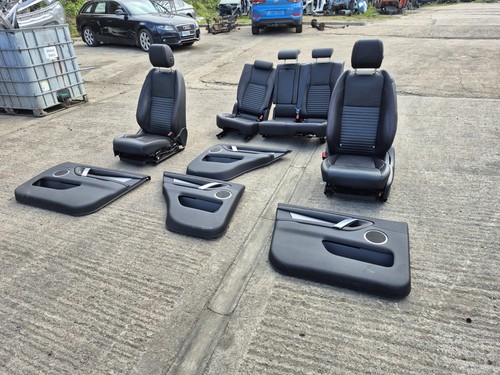 2020 land rover discovery - land,