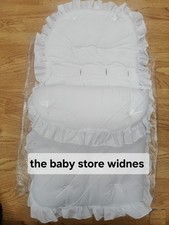 Babys  Cosytoes universal fit