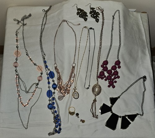 Vintage mixed lot costume - mixed,
