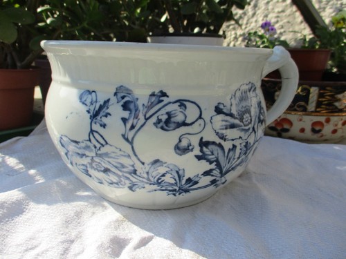 Vintage ceramic chamber pot - ceramic,