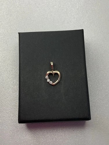 9ct yellow gold diamonds - yellow,