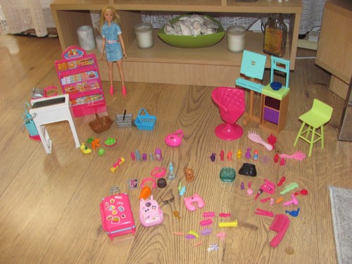 Barbie shop and - barbie,