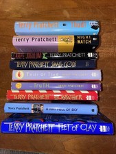 Terry Pratchett Books Lot Of 9