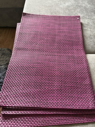 Plastic woven placemats - woven,
