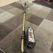 Tesoro LOBO SUPER TRAC metal detector