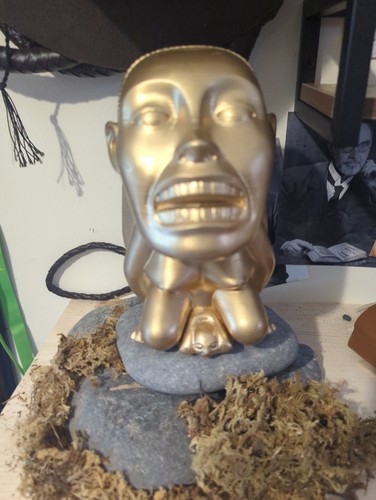 Indiana jones golden idol - jones,