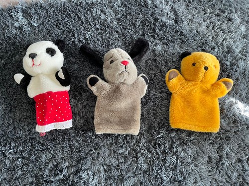 Sooty sweep sue - sooty, hand