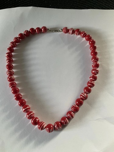 1960 red white - &, swirl