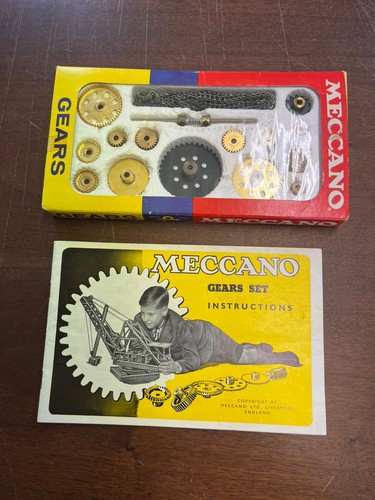 Vintage meccano gears - gears, outfit