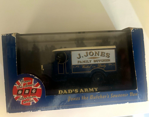 Lledo dad army ford van - lledo, dad's