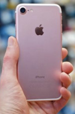 Apple iPhone 7 - 32GB - Rose Gold (Unlocked) - Mint Condition