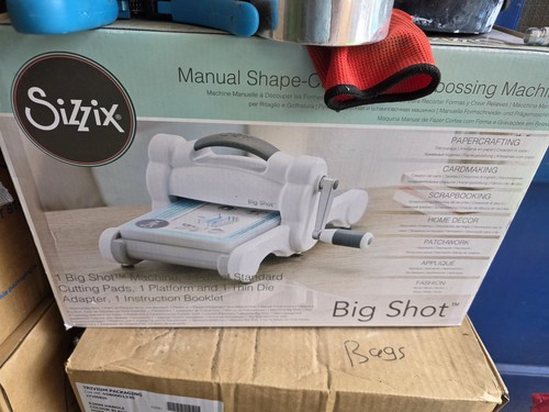 Sizzix big shot die cut - big,