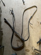 Black Running Martingale