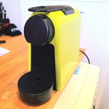 NESPRESSO ESSENZA MINI COFFEE