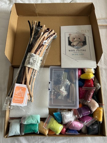 Wool needle felting - needle, supplies