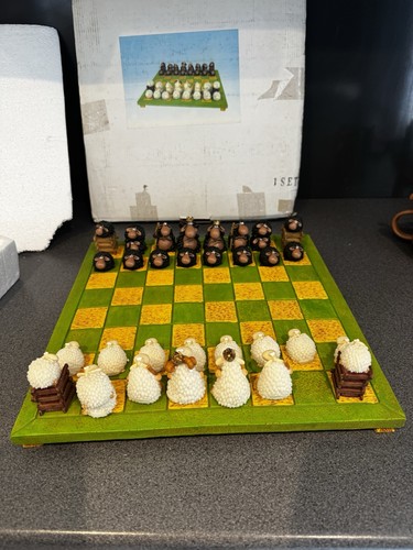 Sheep chess set - set, 31/32