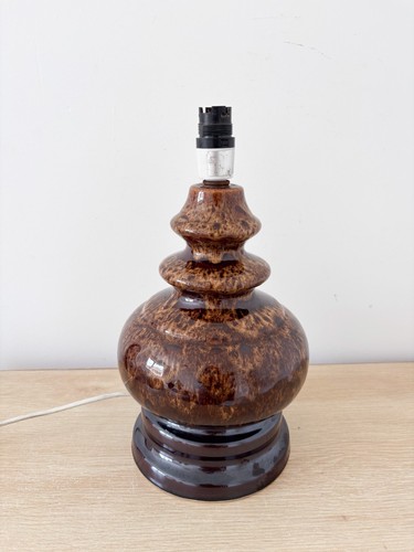 Vintage brown ceramic lamp - brown,