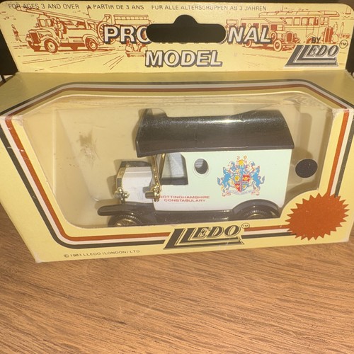 Lledo ford model police van - t,